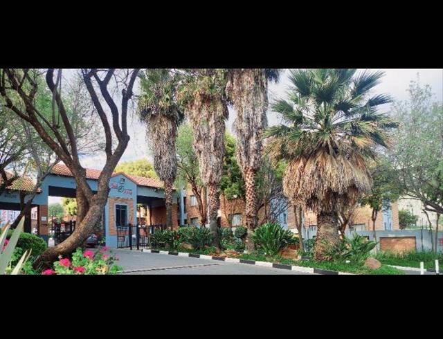 2 BEDROOM APARTMENT FOR SALE IN VORNA VALLEY